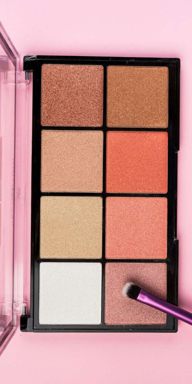 Eyeshadow palette