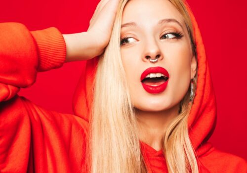 Minimal makeup look: Πώς να Λάμψεις Μόνο με το Κραγιόν σου